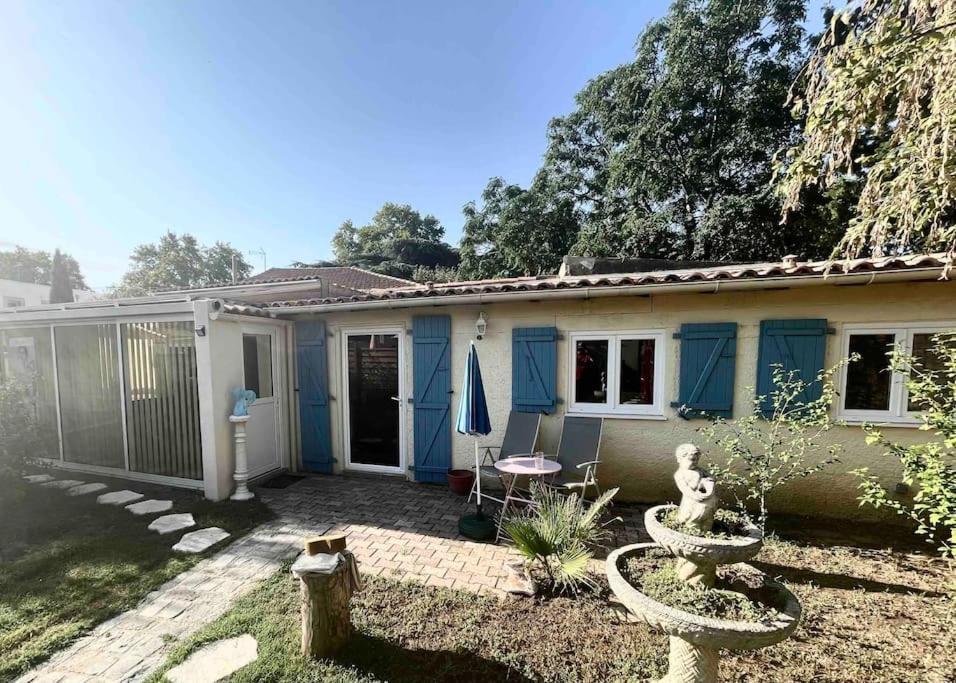 Houdarling Chalet Et Spa Hammam Jacuzzi Et Sauna Nîmes Extérieur photo
